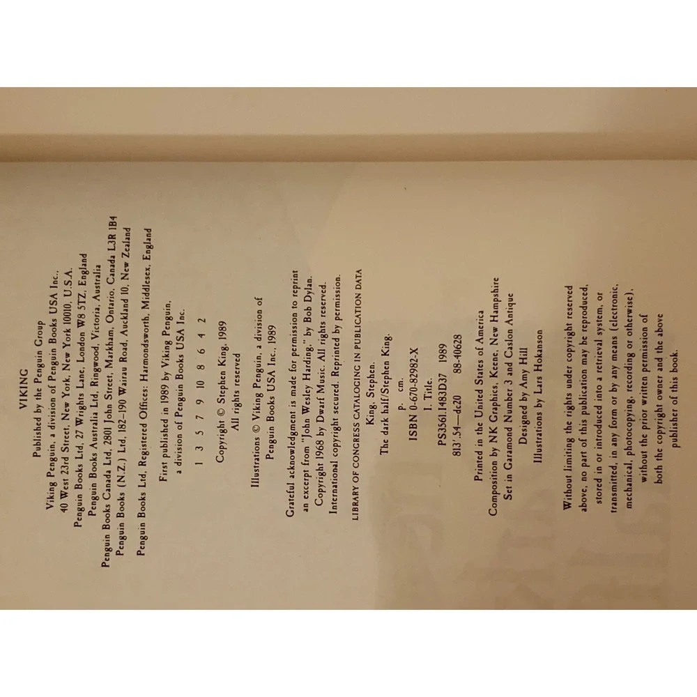 Lot Of 2 Stephen King‎ Books The Dark Half / Desperation Hardcover